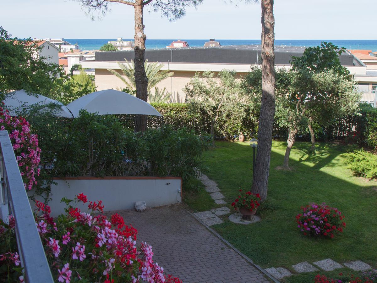 Il Sestante Hotel Civitanova Marche Buitenkant foto